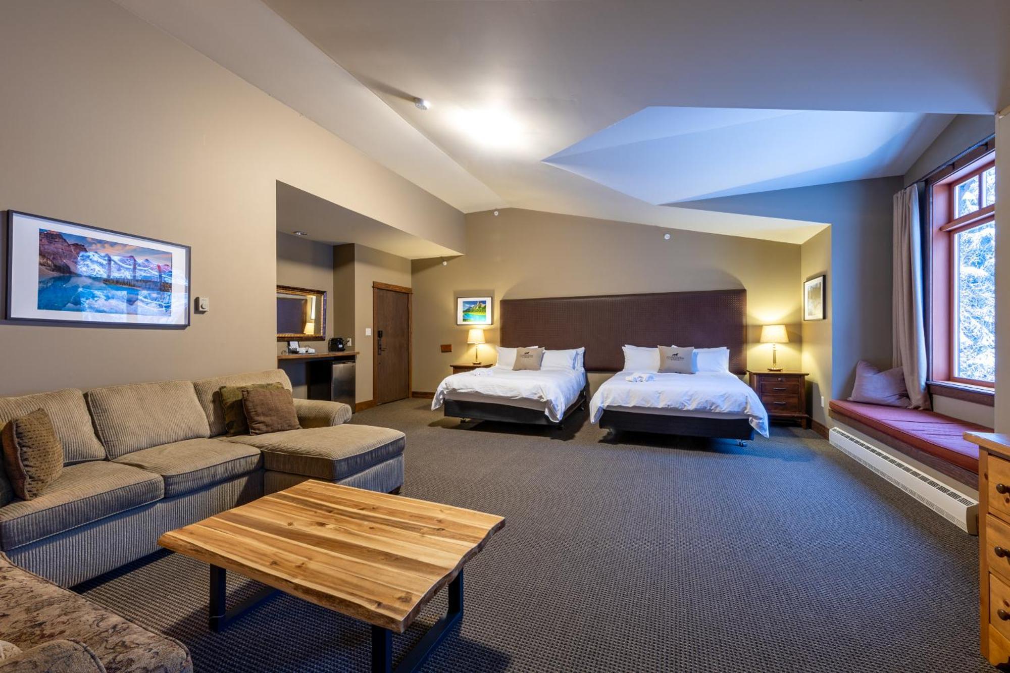Copper Horse Lodge ゴールデン エクステリア 写真