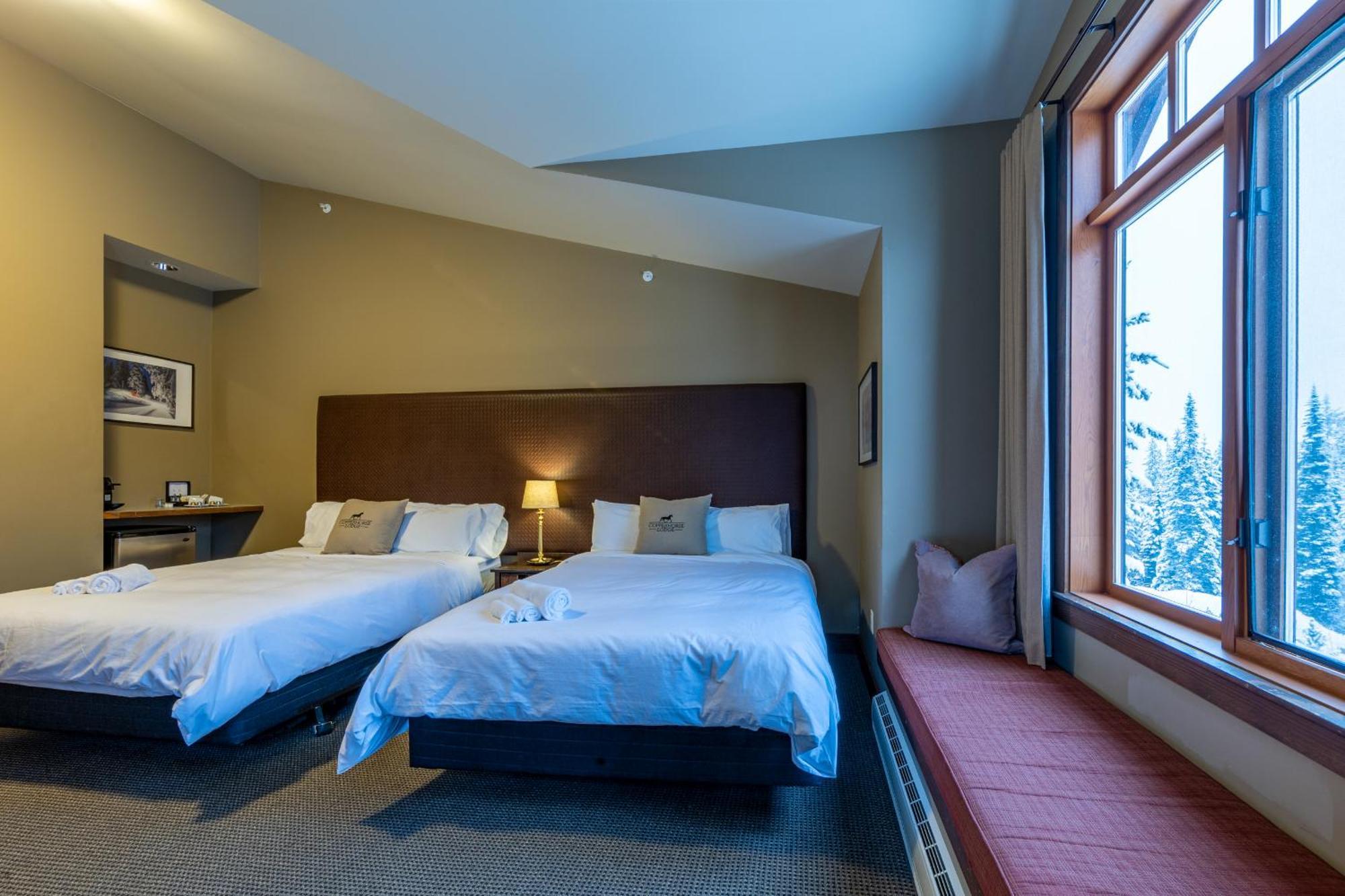 Copper Horse Lodge ゴールデン エクステリア 写真
