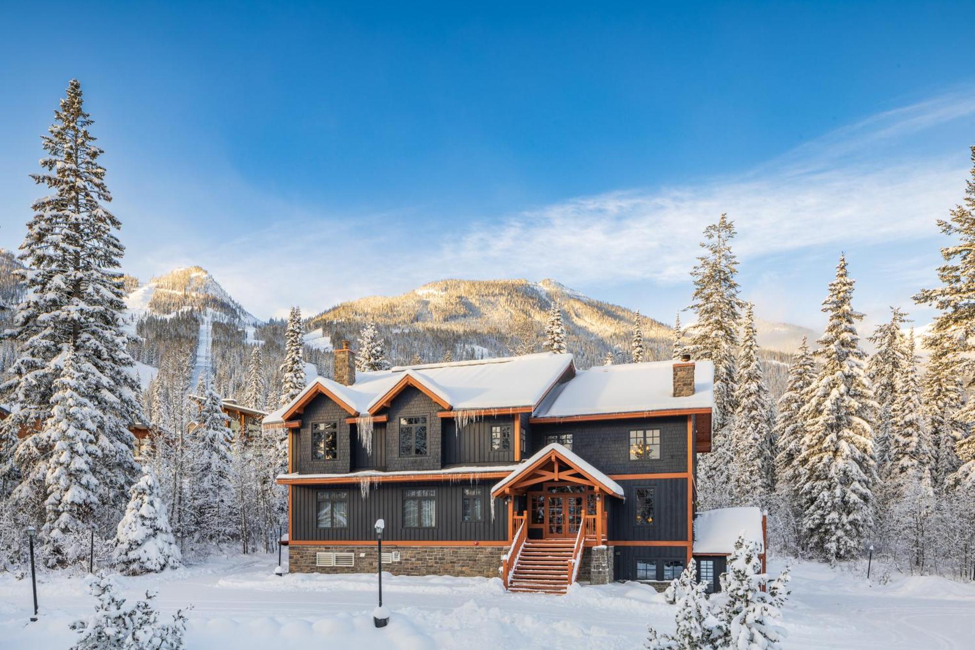 Copper Horse Lodge ゴールデン エクステリア 写真